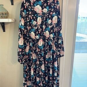 Torrid Size 2 Floral Long Sleeve Dress - Pink, Blue, White, Button Down, Stretch